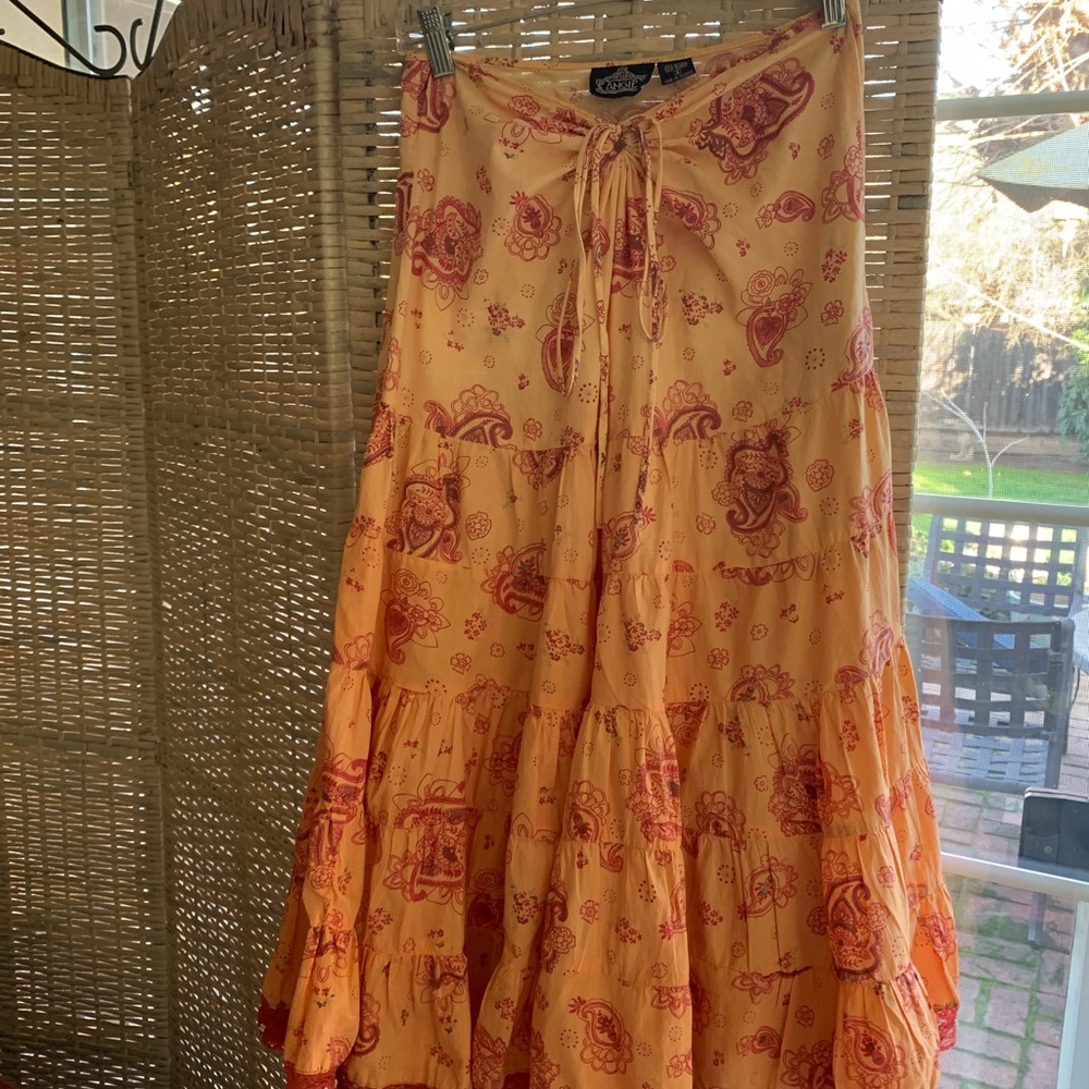 Woman’s maxi bohemian pleated skirt.